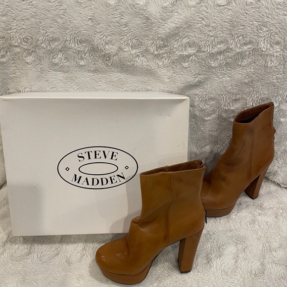 Steve Madden Shoes - Steve Madden Desired Cognac Lea Platform Ankle Boots Size 7